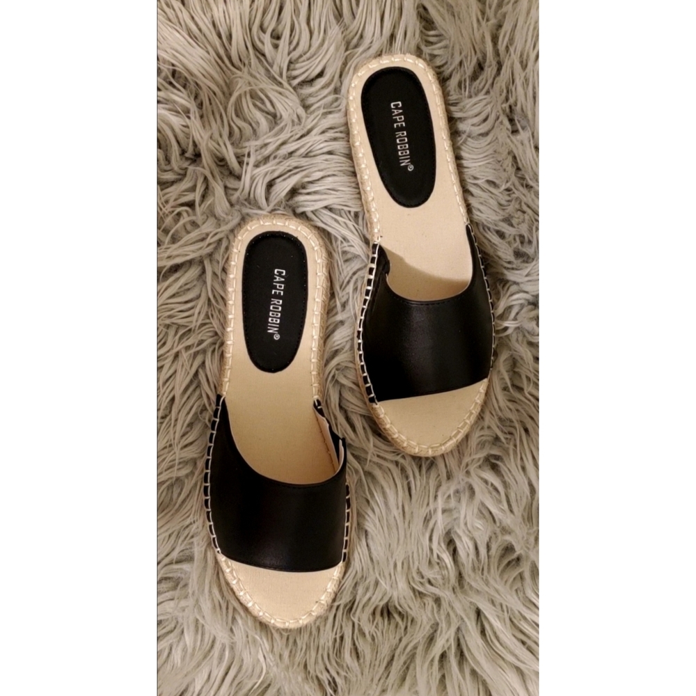 Espadrille Sandal - Picture 3 of 3